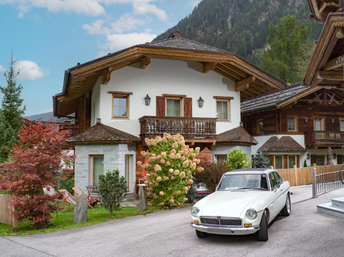 S'Doerfl Chalets Mayrhofen Exterior photo