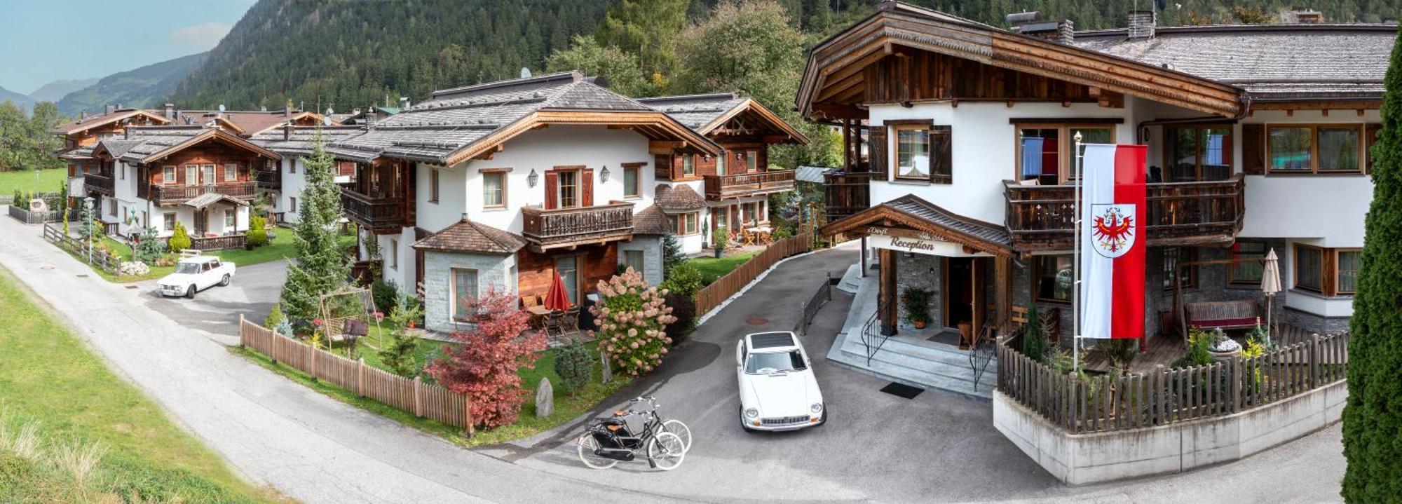 S'Doerfl Chalets Mayrhofen Exterior photo